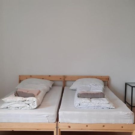 Private Room In A Shared Apartment โอเดนเซ ภายนอก รูปภาพ