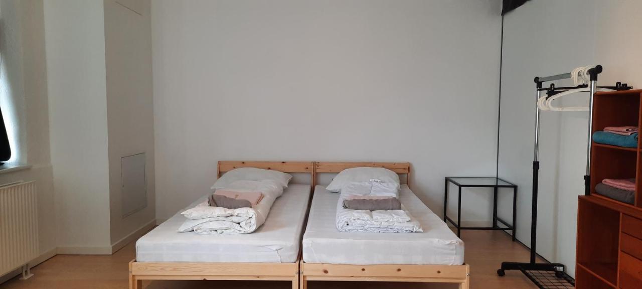 Private Room In A Shared Apartment โอเดนเซ ภายนอก รูปภาพ